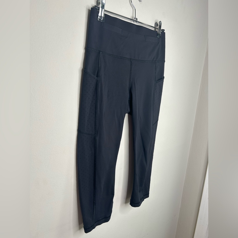 Lululemon Mind Over Miles Crop 17" Cropped Activewear Legging In Black Size 6 - Picture 8 of 10